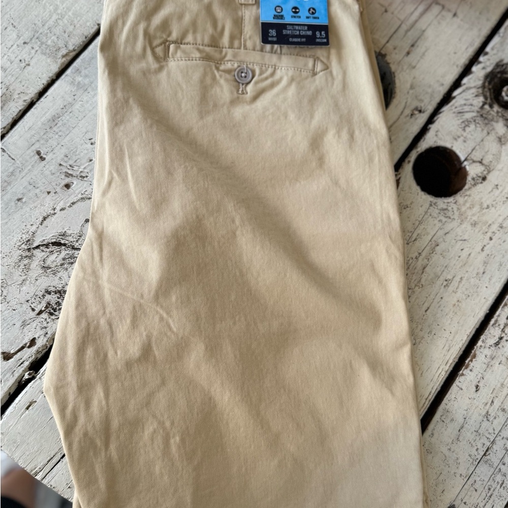 Izod Men's Khaki Chinos
